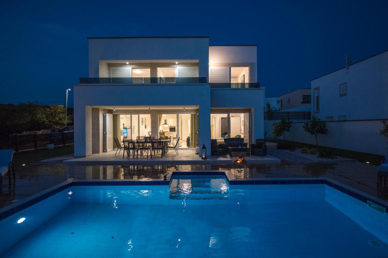 Villas Royal II With Private Pool Novalja Exteriér fotografie